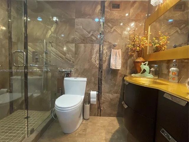 3180 S Ocean Dr # 1603, Hallandale Beach FL 33009