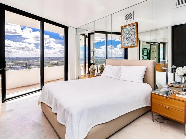 720 NE 69th St # 19S, Miami FL 33138