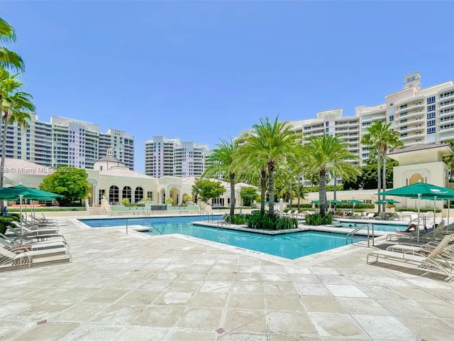 789 Crandon Blvd # 1006, Key Biscayne FL 33149