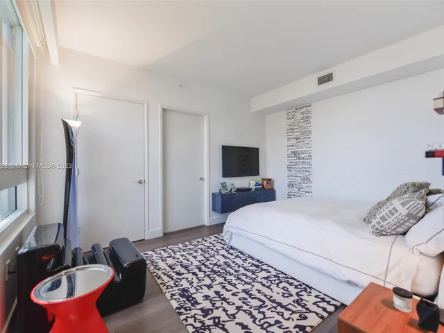 789 Crandon Blvd # 1006, Key Biscayne FL 33149