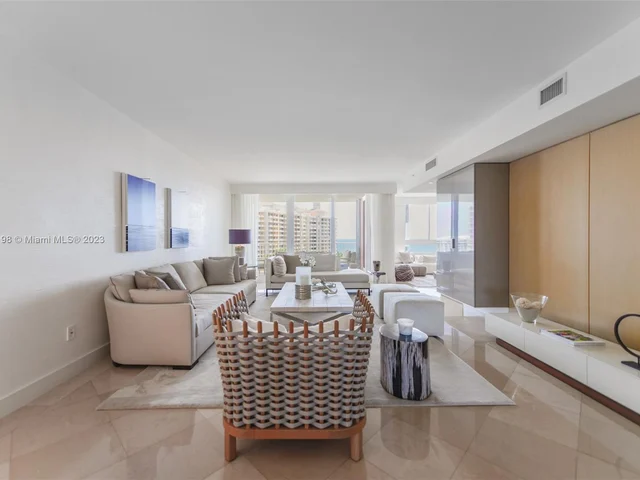 789 Crandon Blvd # 1006, Key Biscayne FL 33149