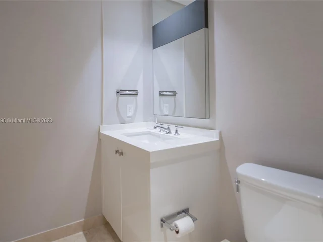 789 Crandon Blvd # 1006, Key Biscayne FL 33149