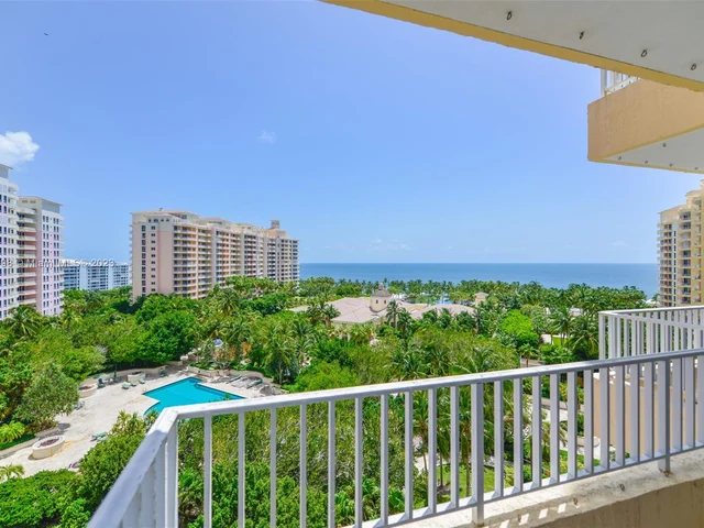 789 Crandon Blvd # 1006, Key Biscayne FL 33149