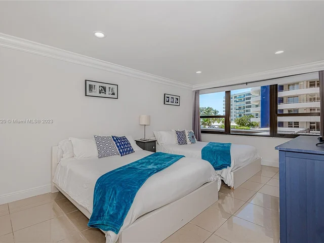 5225 Collins Ave # 407, Miami Beach FL 33140