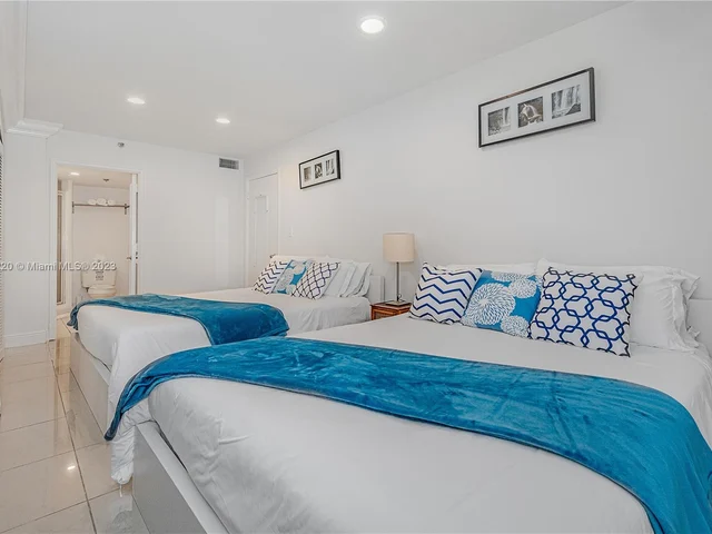 5225 Collins Ave # 407, Miami Beach FL 33140