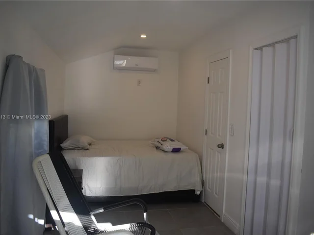 1010 NW 199th St, Miami Gardens FL 33169