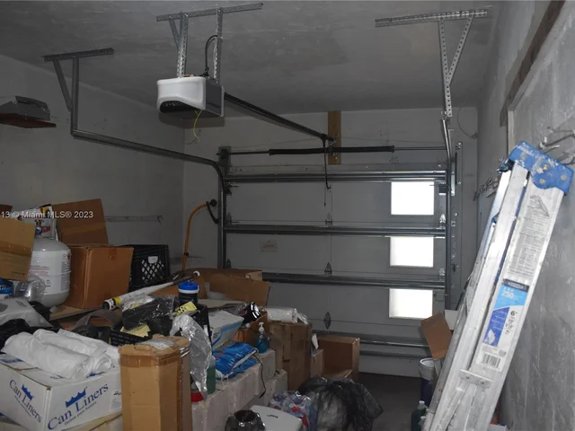 1010 NW 199th St, Miami Gardens FL 33169