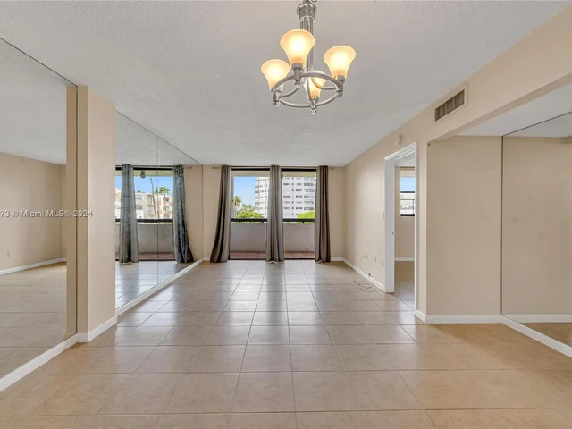 1775 Washington Ave # 4D, Miami Beach FL 33139