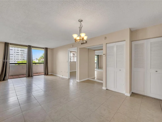 1775 Washington Ave # 4D, Miami Beach FL 33139