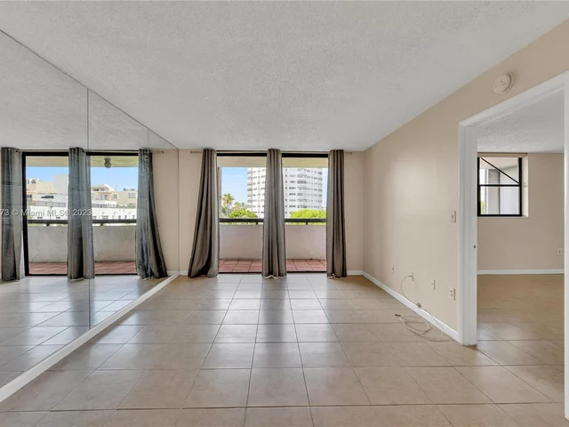 1775 Washington Ave # 4D, Miami Beach FL 33139