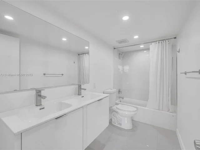 1775 Washington Ave # 4D, Miami Beach FL 33139