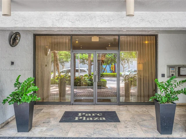 1775 Washington Ave # 4D, Miami Beach FL 33139