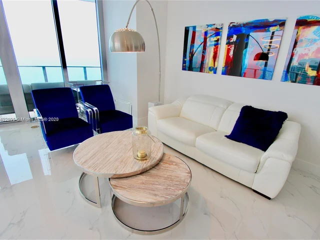 4111 S Ocean Dr, Hollywood FL 33019