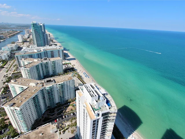 4111 S Ocean Dr, Hollywood FL 33019