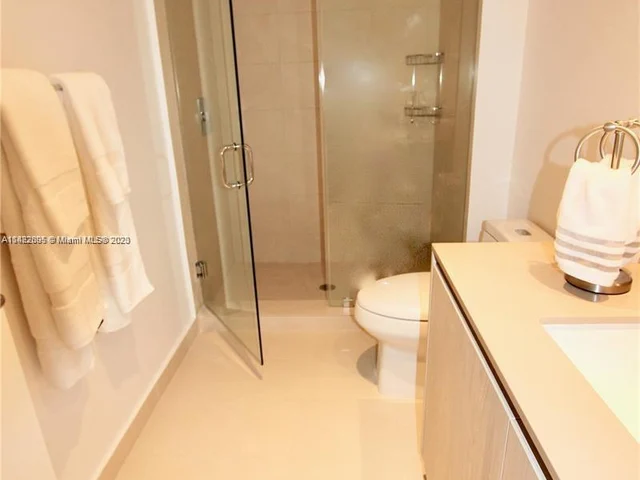 4111 S Ocean Dr, Hollywood FL 33019