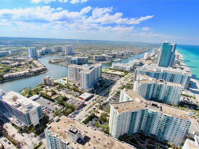 4111 S Ocean Dr, Hollywood FL 33019