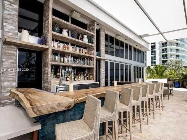 4111 S Ocean Dr, Hollywood FL 33019