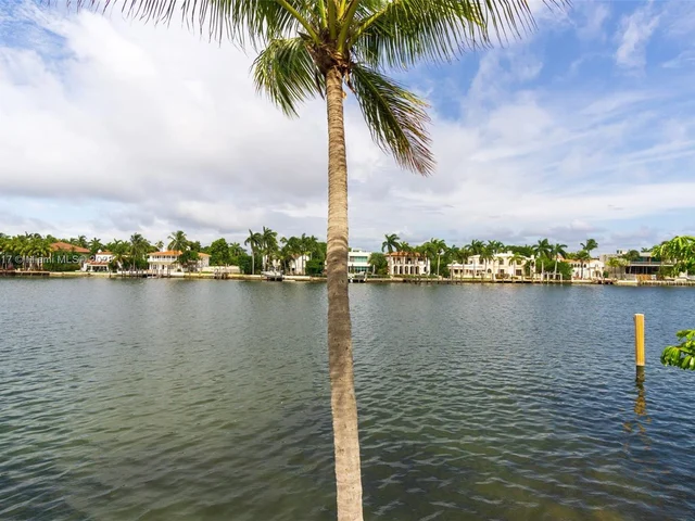 5600 Collins Ave # 11Y, Miami Beach FL 33140