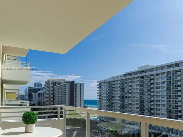5600 Collins Ave # 11Y, Miami Beach FL 33140
