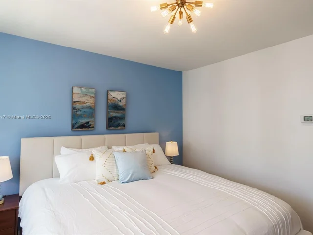 5600 Collins Ave # 11Y, Miami Beach FL 33140