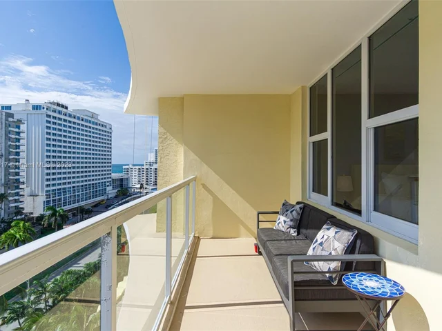 5600 Collins Ave # 11Y, Miami Beach FL 33140