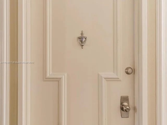 5600 Collins Ave # 11Y, Miami Beach FL 33140