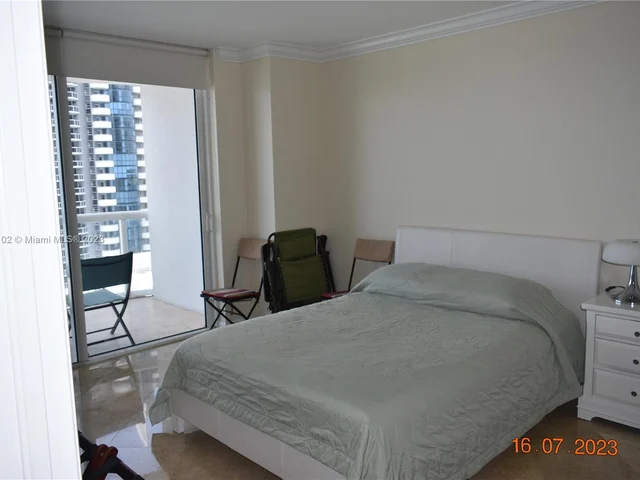 6365 Collins Ave # 1604, Miami Beach FL 33141