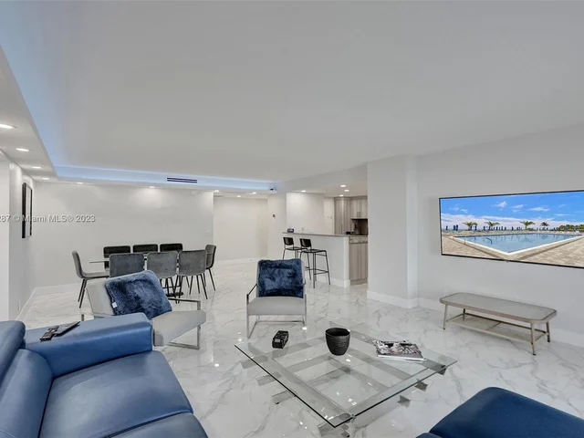 1890 S Ocean Dr # 306, Hallandale Beach FL 33009