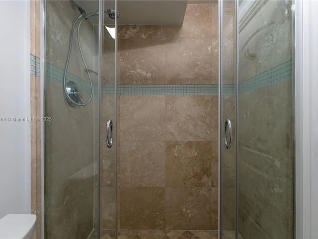 230 174th St # 303, Sunny Isles Beach FL 33160