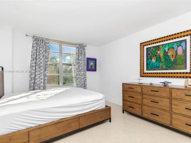 230 174th St # 303, Sunny Isles Beach FL 33160