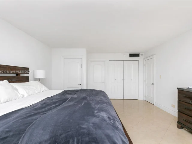 230 174th St # 303, Sunny Isles Beach FL 33160