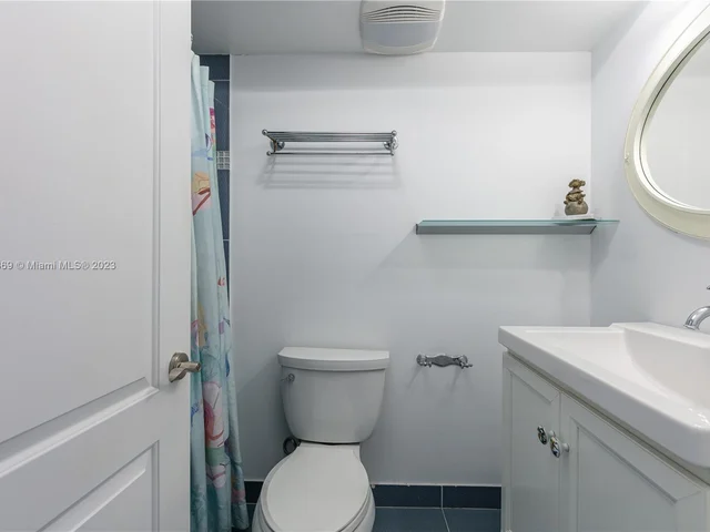 230 174th St # 303, Sunny Isles Beach FL 33160