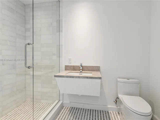 700 NE 26 Ter # 2903, Miami FL 33137