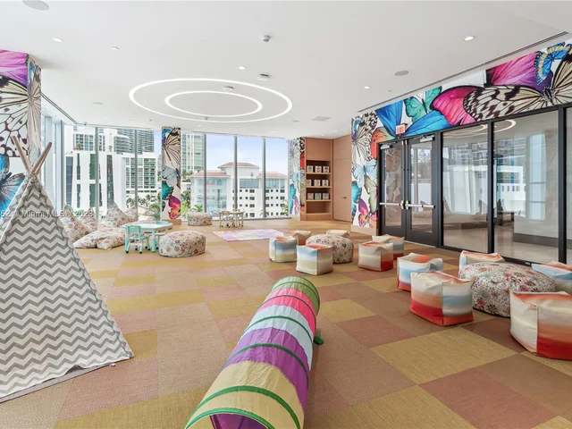 700 NE 26 Ter # 2903, Miami FL 33137