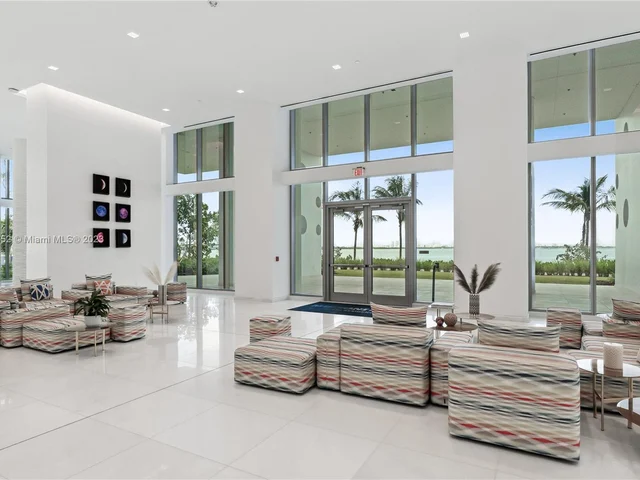 700 NE 26 Ter # 2903, Miami FL 33137