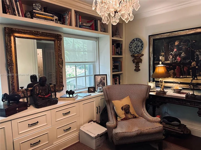 8420 SW 70th St, Miami FL 33143