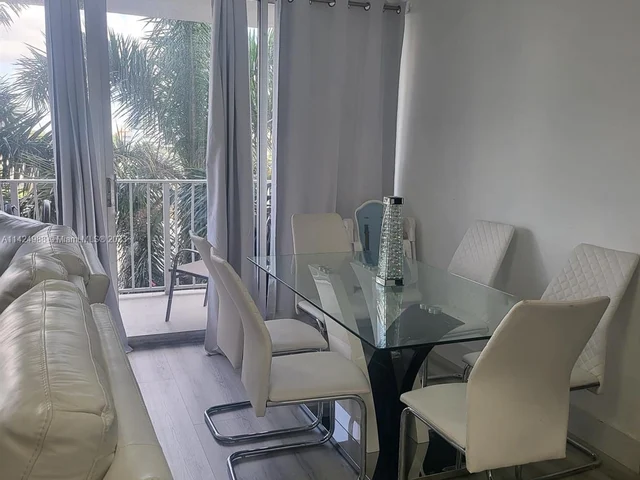 7601 E Treasure Dr # 611, North Bay Village FL 33141