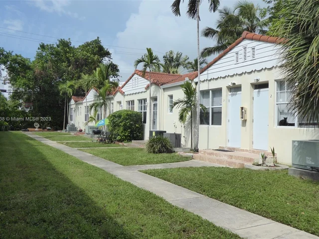 822 Lenox Ave # 3, Miami Beach FL 33139