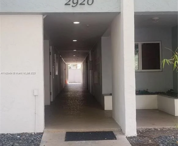 2920 SW 28th Ter # 304, Miami FL 33133