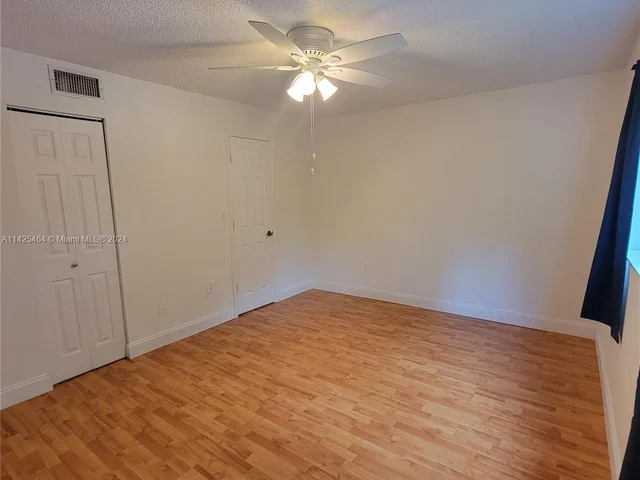 2920 SW 28th Ter # 304, Miami FL 33133