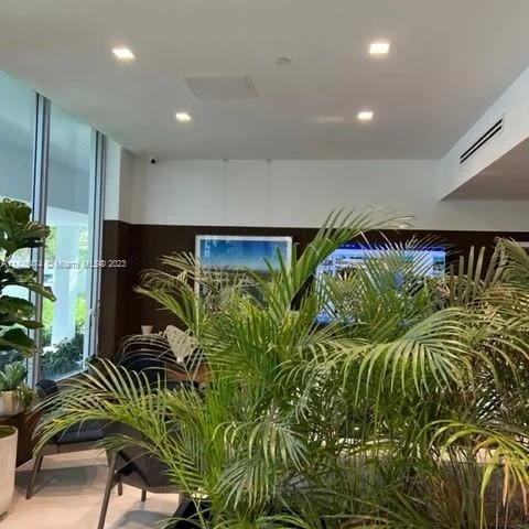 13800 Highland Dr # 303, North Miami Beach FL 33181