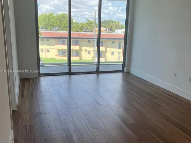 13800 Highland Dr # 303, North Miami Beach FL 33181