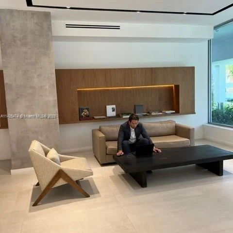 13800 Highland Dr # 303, North Miami Beach FL 33181