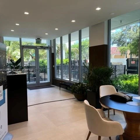 13800 Highland Dr # 303, North Miami Beach FL 33181