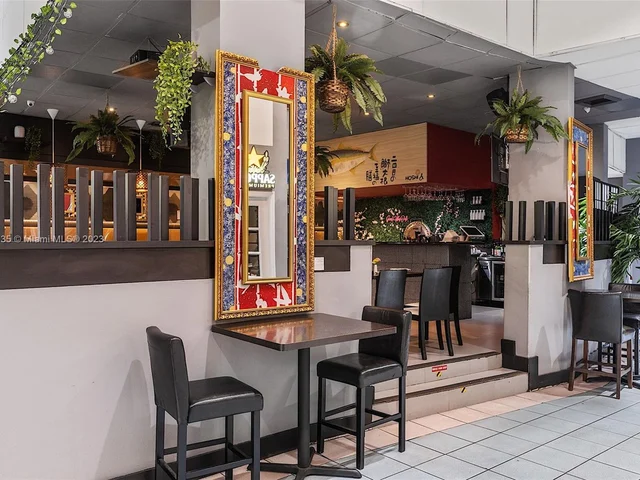 5401 Collins Ave # 340, Miami Beach FL 33140