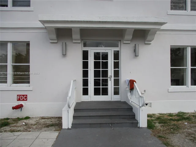 1027 Pennsylvania Ave # 105, Miami Beach FL 33139