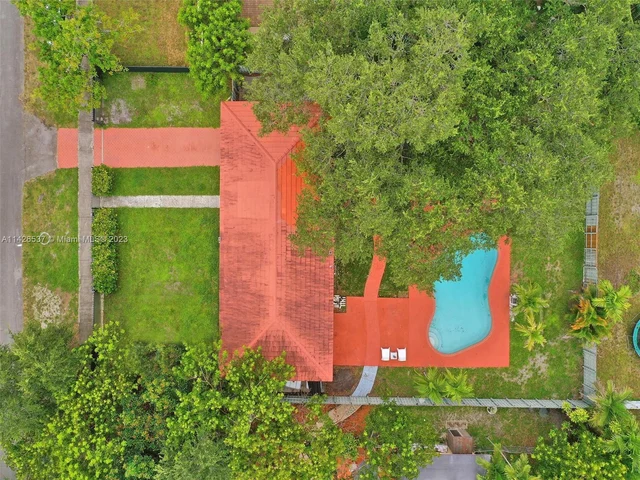 965 NE 130th St, North Miami FL 33161