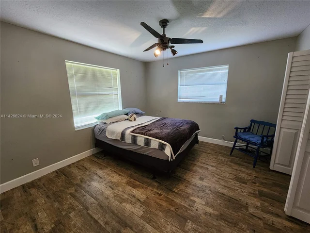 17851 N 68th St N, Loxahatchee FL 33470