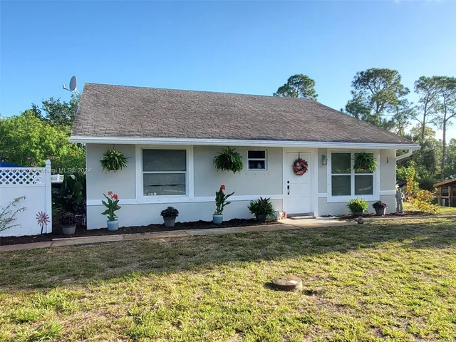 17851 N 68th St N, Loxahatchee FL 33470