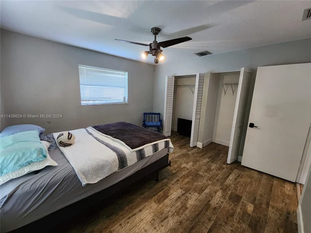 17851 N 68th St N, Loxahatchee FL 33470